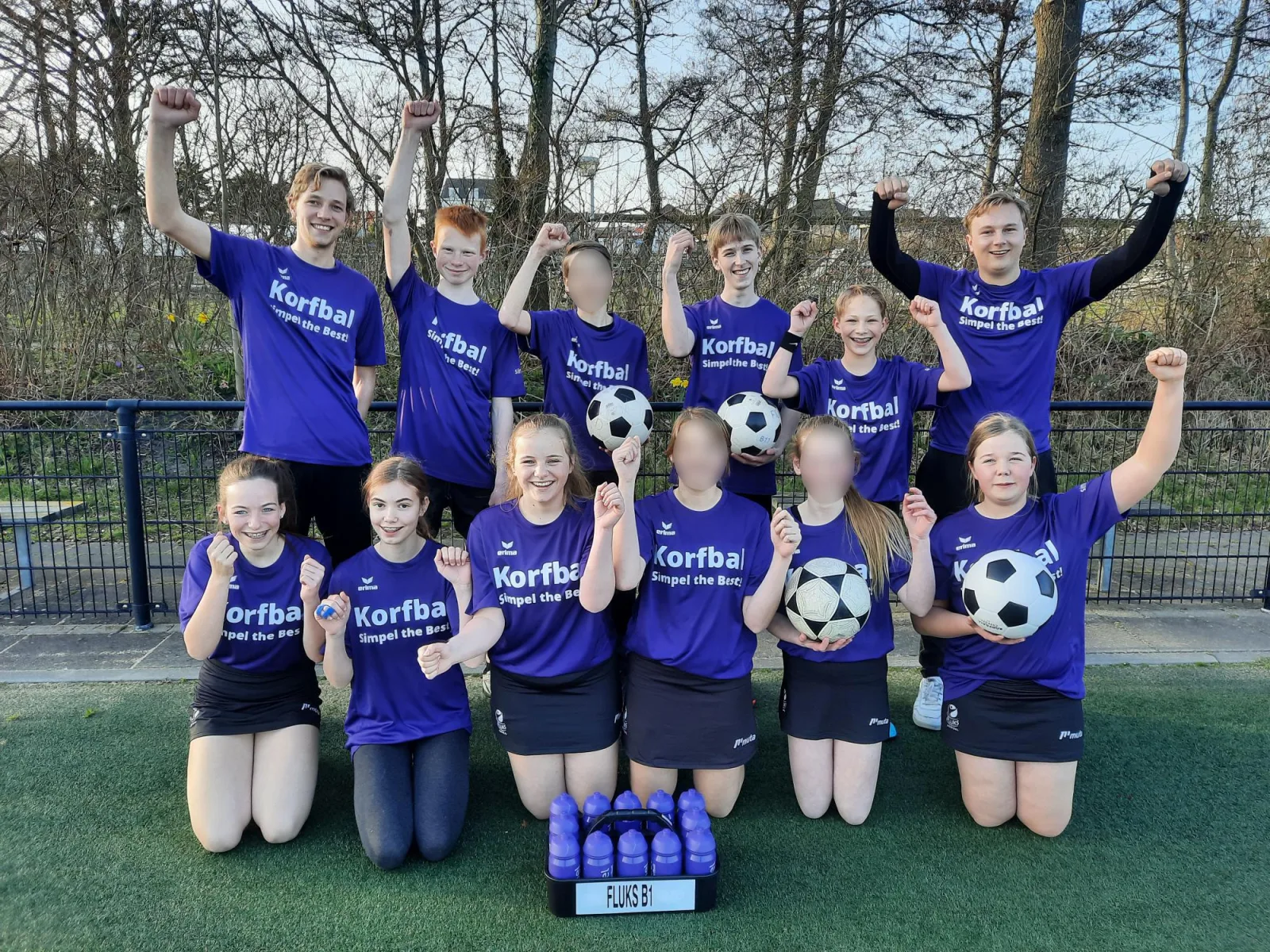 Simpel actie shirts B1